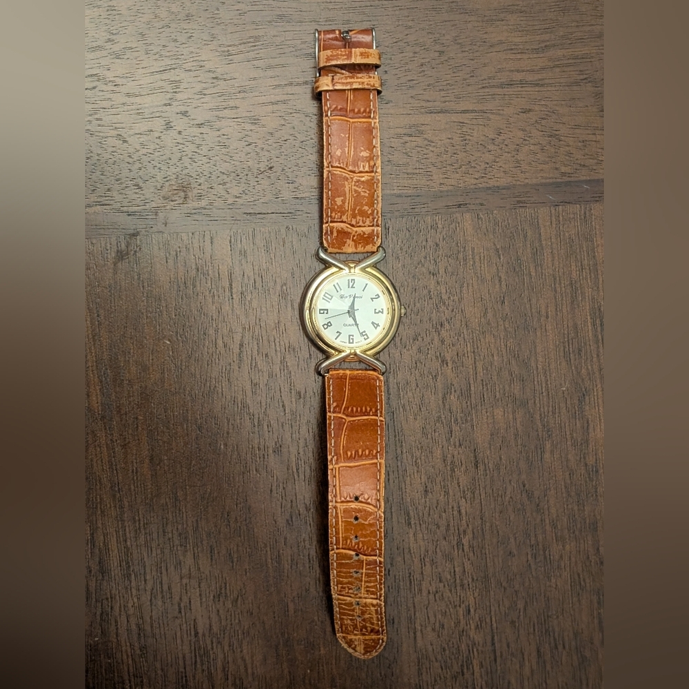 Vintage Watch with Brown Leather Strap
